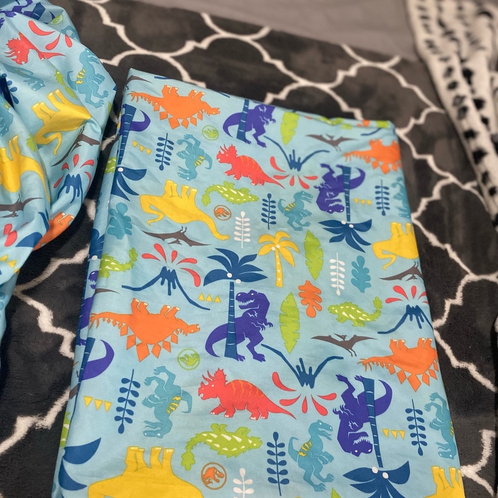 Toddler/ crib Bedding sheet Set Jurassic World